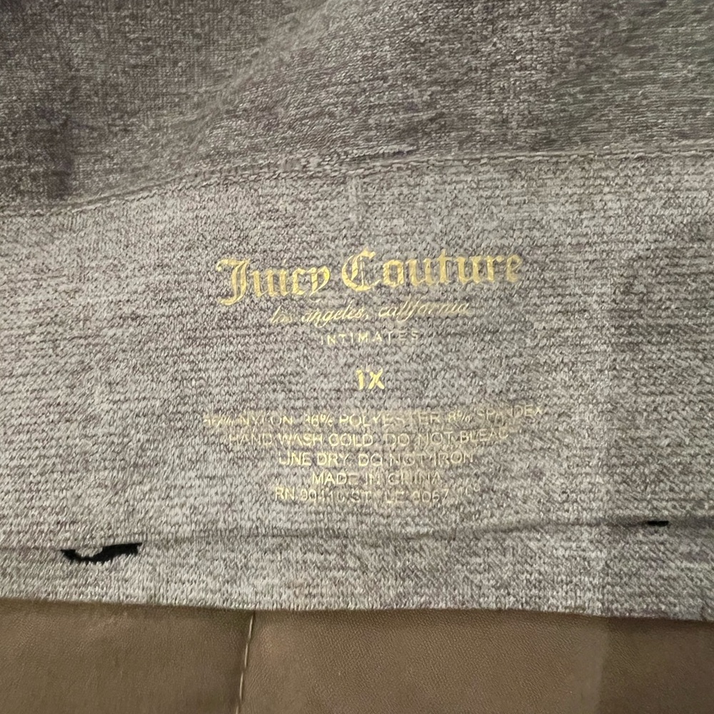 Juicy couture woman's sports bra - Picture 3 of 3